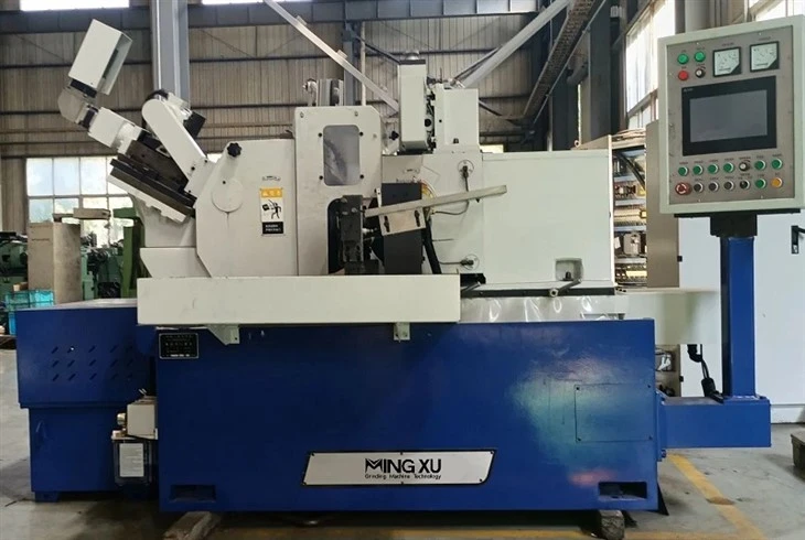 Precision Centerless Grinder